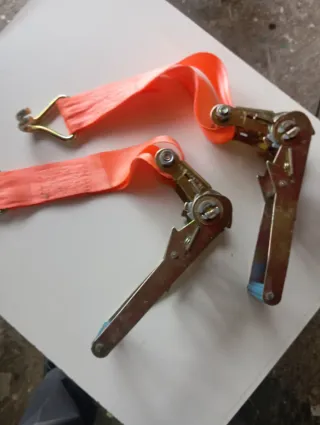 Cinchas grandes de sujeción naranjas