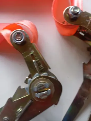 Cinchas grandes de sujeción naranjas