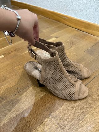 Sandalias Beige/Marrón Cuña Abiertas