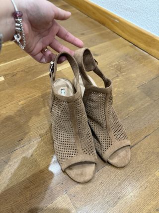 Sandalias Beige/Marrón Cuña Abiertas