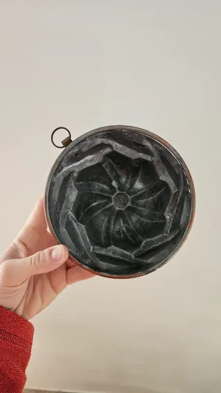 Stampo in rame antico per budino