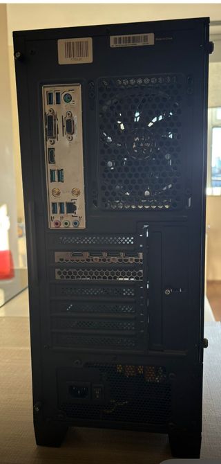 PC Agando Fuego 5636rx playa