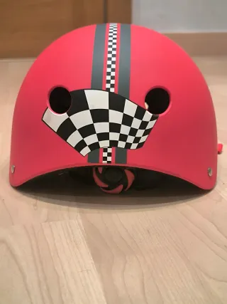 Bici sin pedales y casco infantil