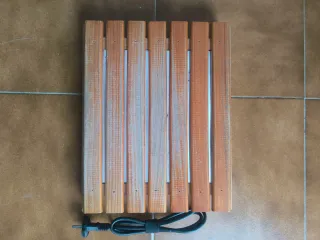 Calienta pies eléctrico madera