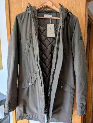 Abrigo Pier One verde oliva