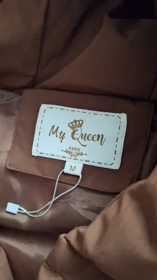 Parka larga sin mangas marrón