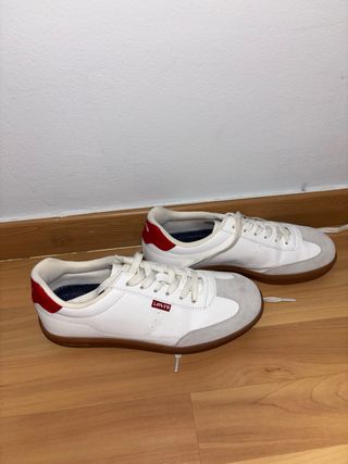 Zapatillas Levi's Blancas/Gris/Rojo Talla 36