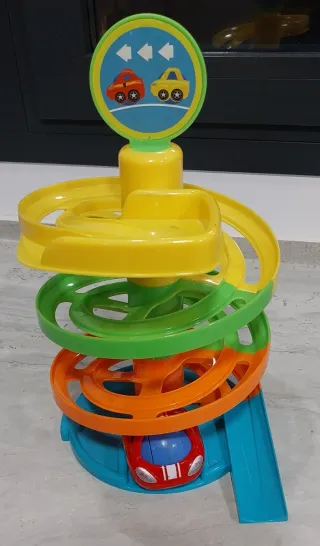 Garaje tobogán infantil