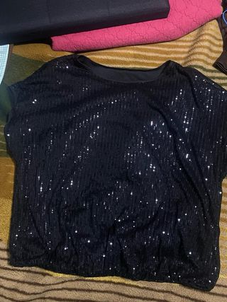 Camisa lentejuelas y forro interior de punto