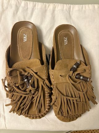 Zuecos Zara flecos marrones T37