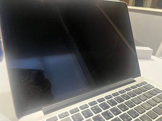 MacBook Pro 13 A1502 Plata y Heredado