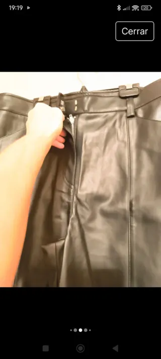 Pantalón polipiel negro