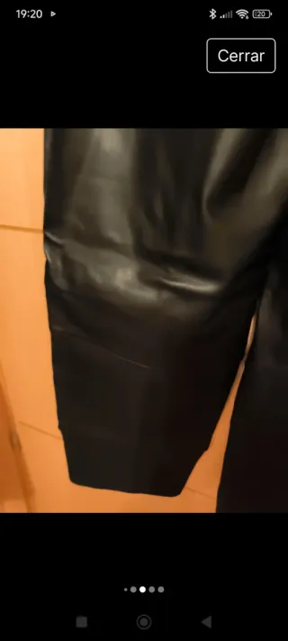 Pantalón polipiel negro