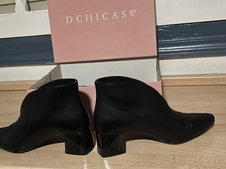 Botines DCHICAS piel negros tacón