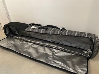Funda para tabla de snowboard Dakine 157 cm