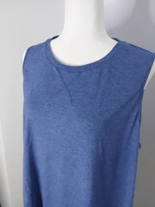 Camiseta sin mangas azul