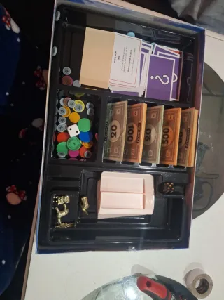 Monopoly Edición Mundial Here & Now