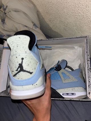 Jordan 4 University Blue