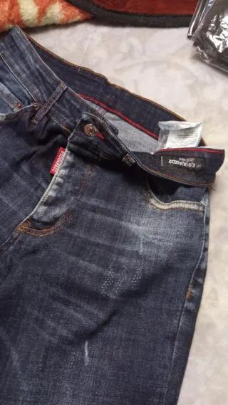 Pantalones DSQUARED2 Talla 44 Nuevos