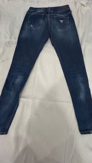 Guess jeans Azules Desgastados Talla 25 tiro bajo