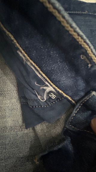 Guess jeans Azules Desgastados Talla 25 tiro bajo