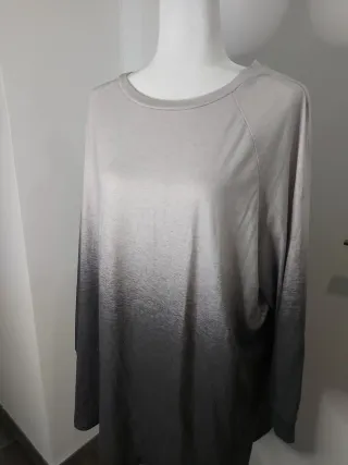 Camiseta manga larga degradado gris