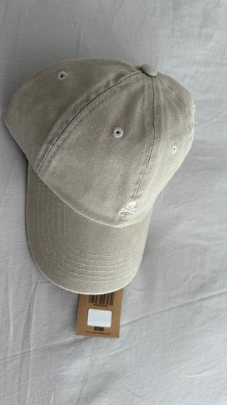 Gorra Scalpers Beige. SIN ESTRENAR