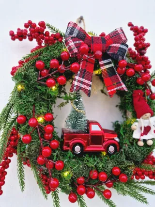 Corona Navideña Decorada