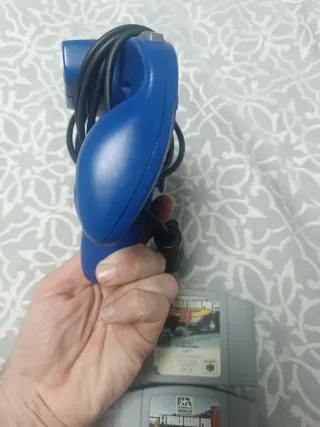 Controller e 2 giochi F-1 World Grand Prix N64