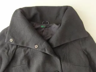 Abrigo Benetton 100% Lana Virgen Negro
