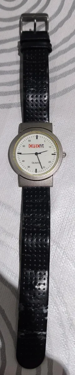 Se regala reloj de pulsera