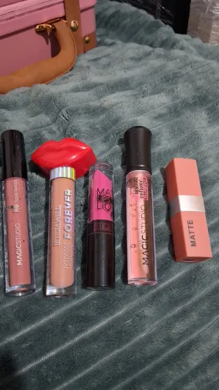 Lote Maquillaje 39 Piezas