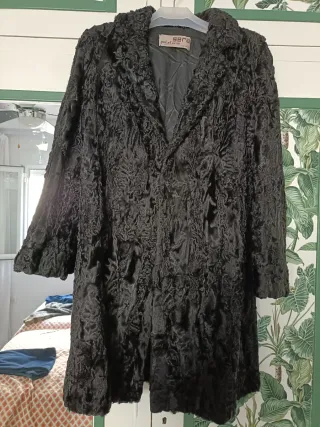 Abrigo de piel.