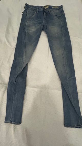 Guess Jeans azul desgastado Tiro Bajo Talla 25