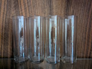 Set de vasos de tubo y copas