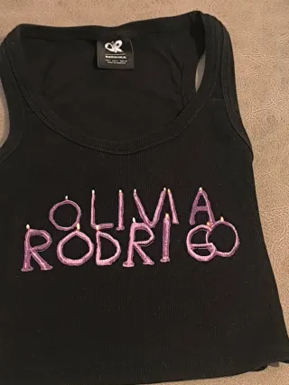 Camiseta Olivia Rodrigo Negra Lila