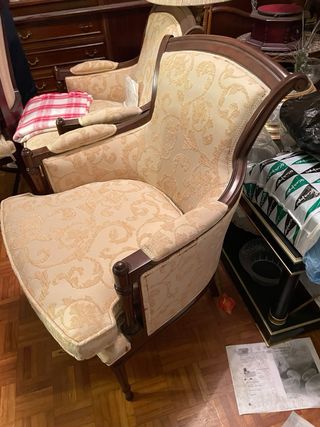 Sofá y sillones antiguos a juego