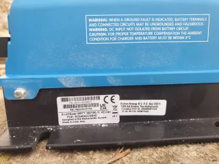 2 Reguladores Carga Victron SmartSolar MPPT 150/10