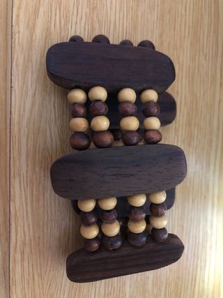 Pulsera de madera y nácar