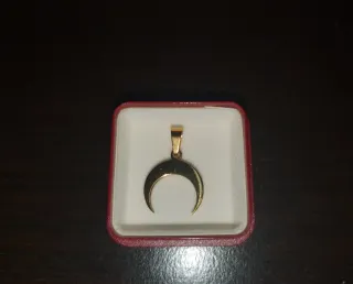 COLGANTE DE ORO DE 18 QUILATES(18K).NUEVO.
