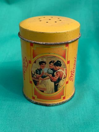 Set di scatole di latta antiche