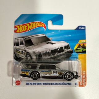 Hot Wheels Mod. Volvo 240 Drift Wagon