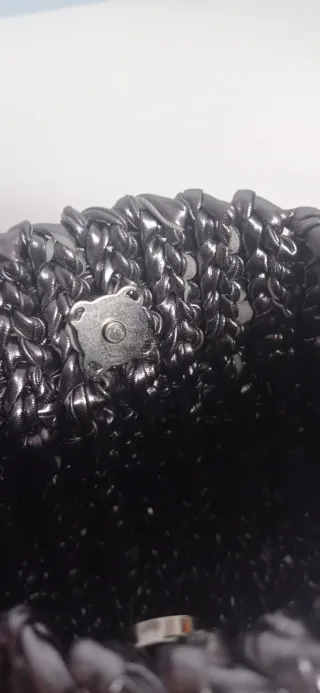 Bolso fiesta crochet plateado