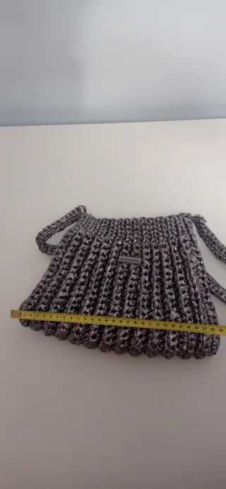 Bolso fiesta crochet plateado