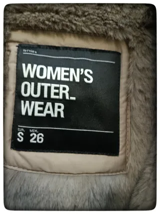 Chaquetón beige nuevo muy calentito