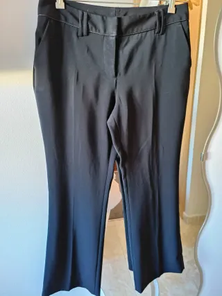 Pantalón vestir Talla 42 Negro