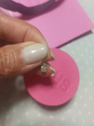 Pendiente aro Tous con charm