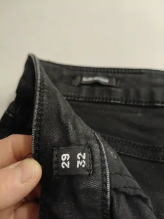 Pantalón tejano hombre negro