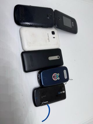 Lote 10 Móviles Nokia, Samsung....