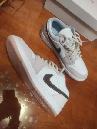 Nike Air Jordan 1 Low Ironstone White